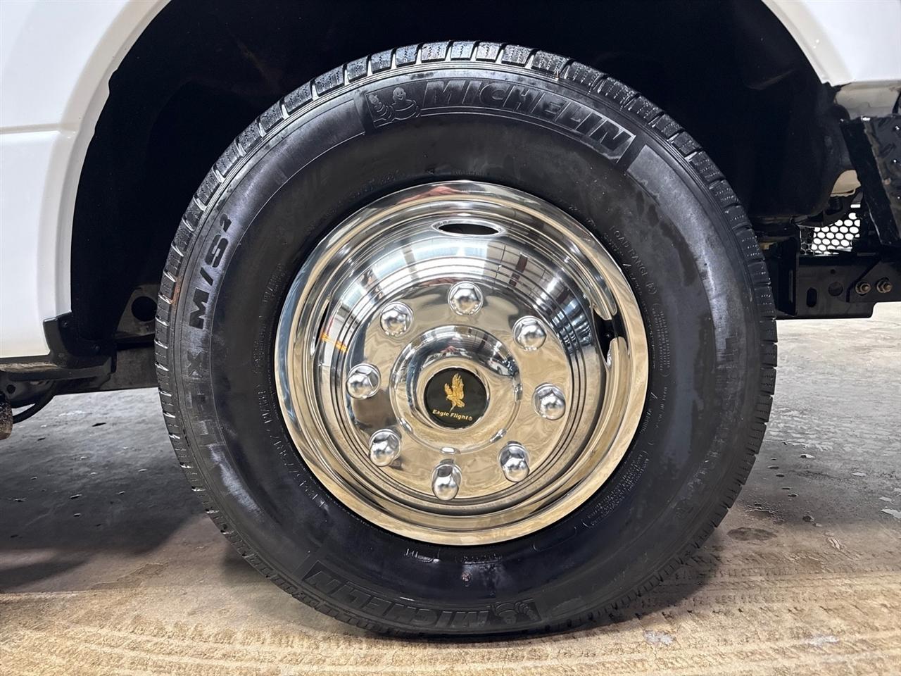 Ford F-350 SD XL 2WD DRW 2022