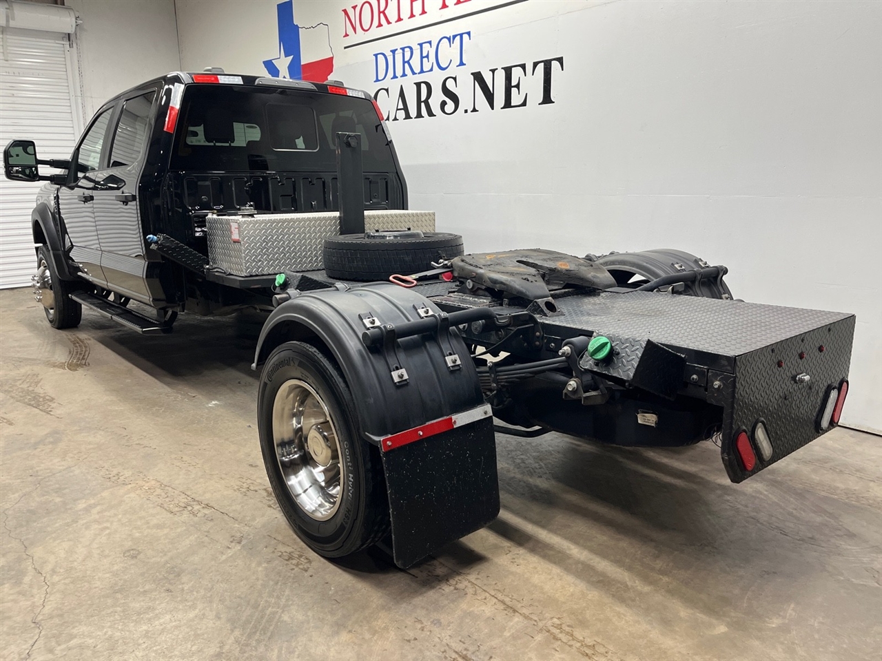 Ford F-550 Crew Cab DRW 4WD 2024