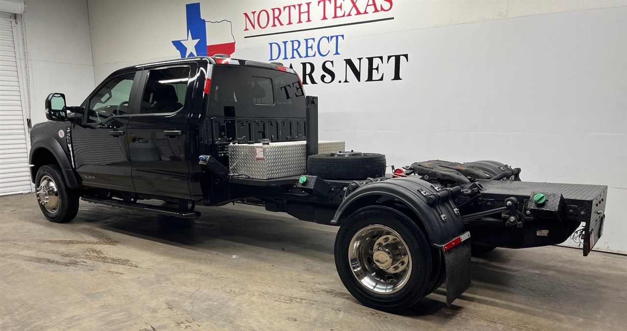 Ford F-550 Crew Cab DRW 4WD 2024