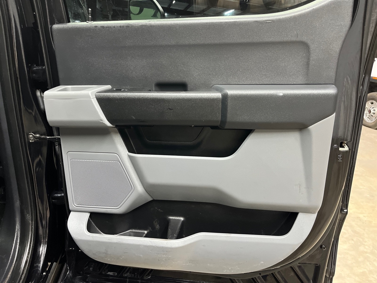 Ford F-550 Crew Cab DRW 4WD 2024