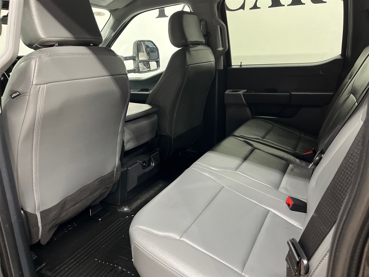 Ford F-550 Crew Cab DRW 4WD 2024