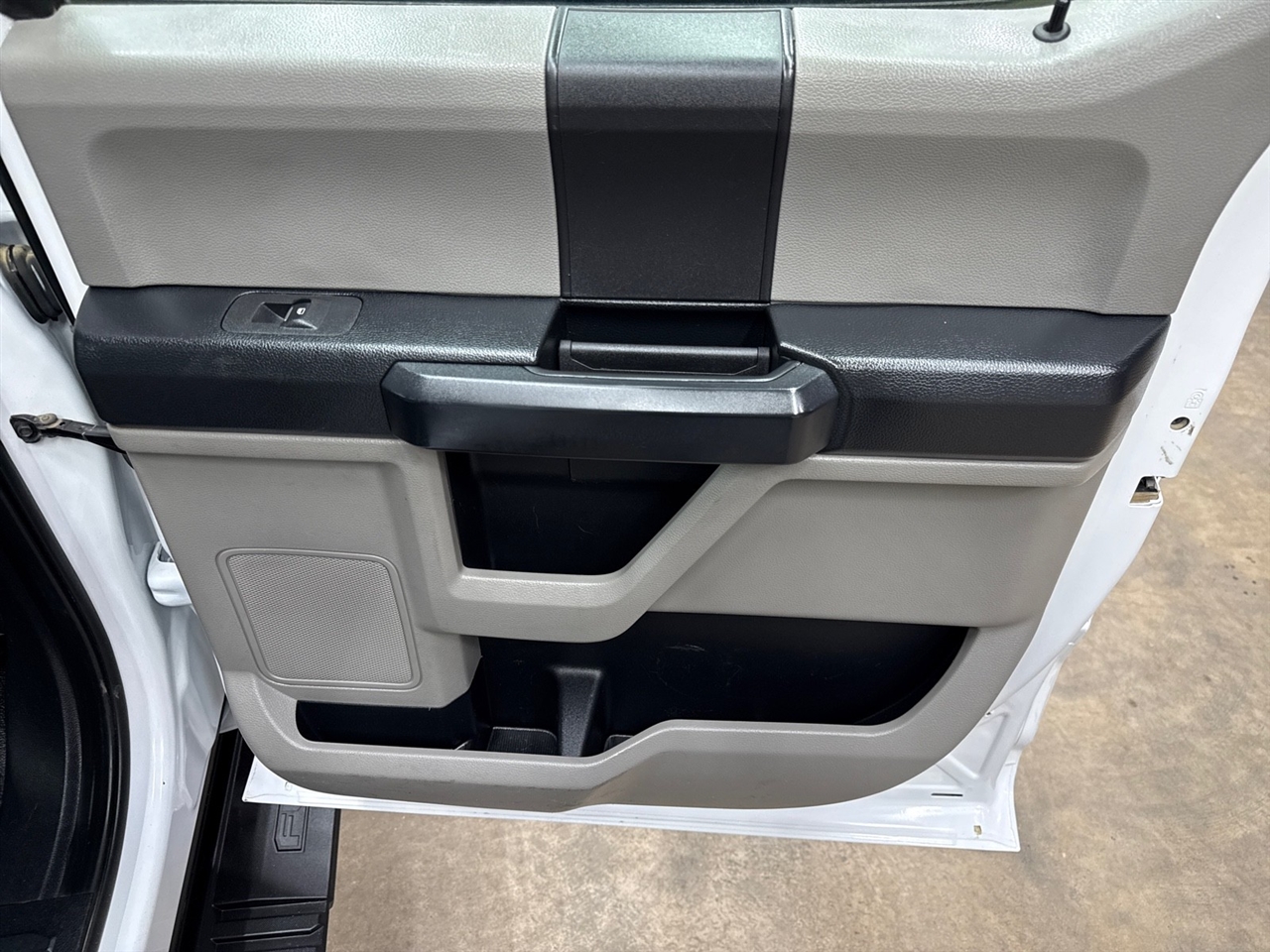 Ford F-250 SD XL Crew Cab Long Bed 4WD 2020