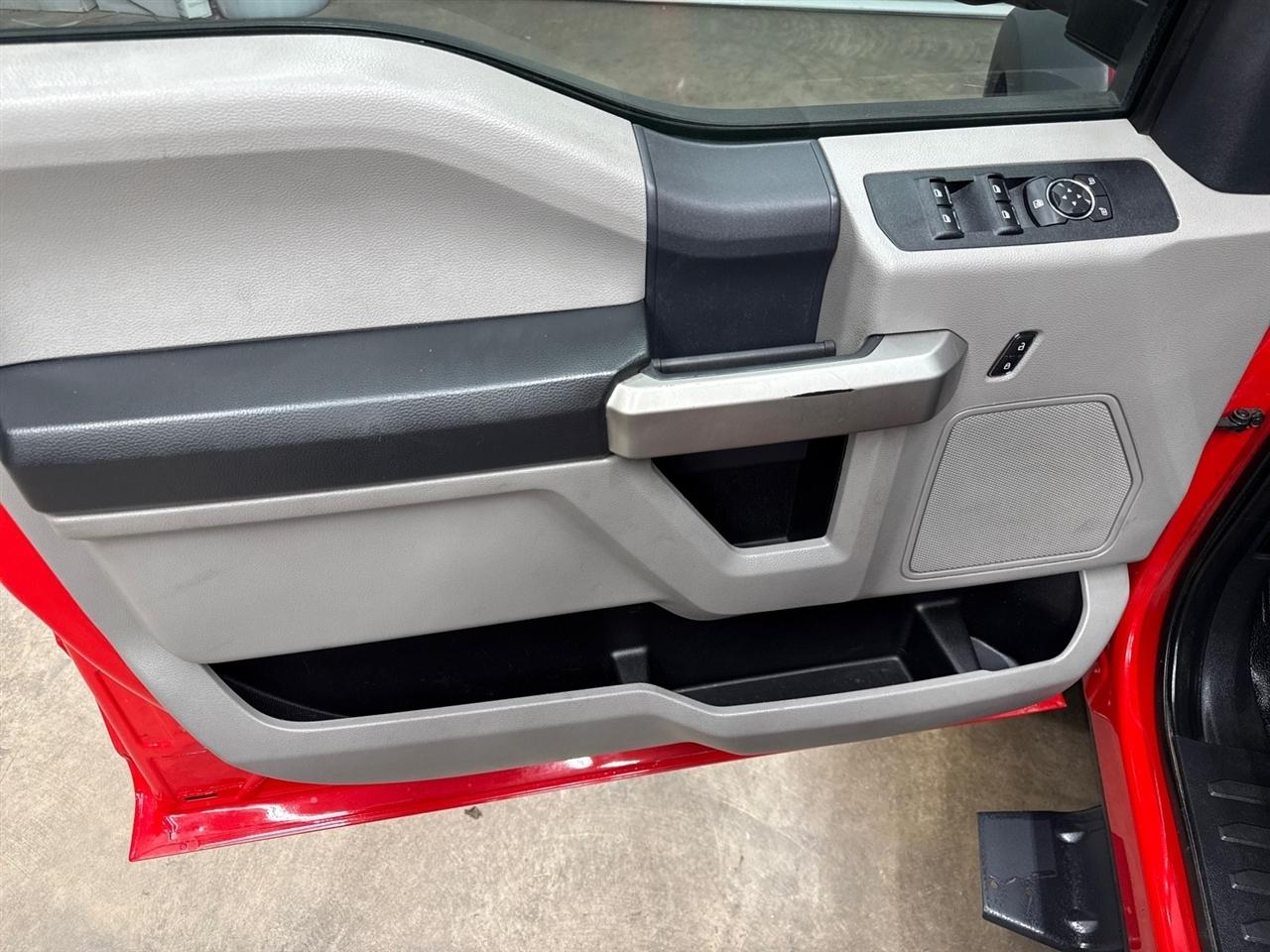 Ford F-550 Crew Cab DRW 4WD 2022