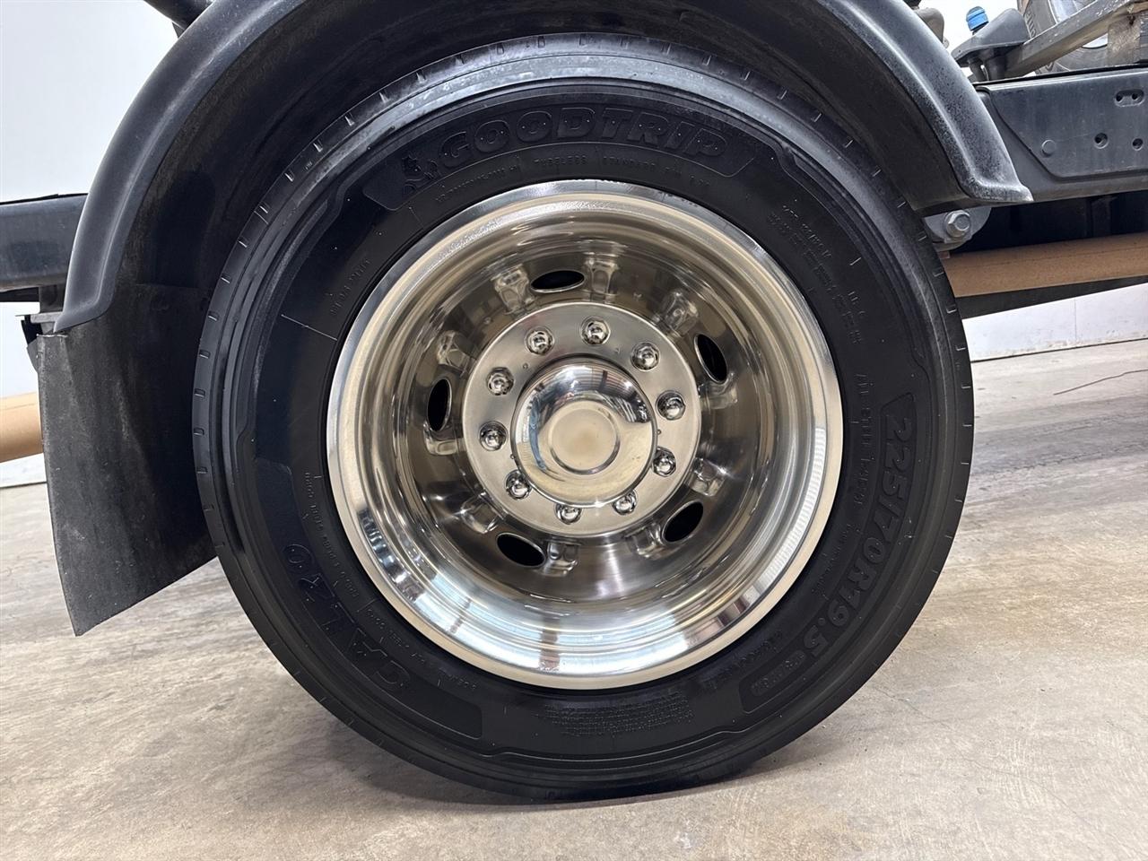 Ford F-550 Crew Cab DRW 4WD 2022