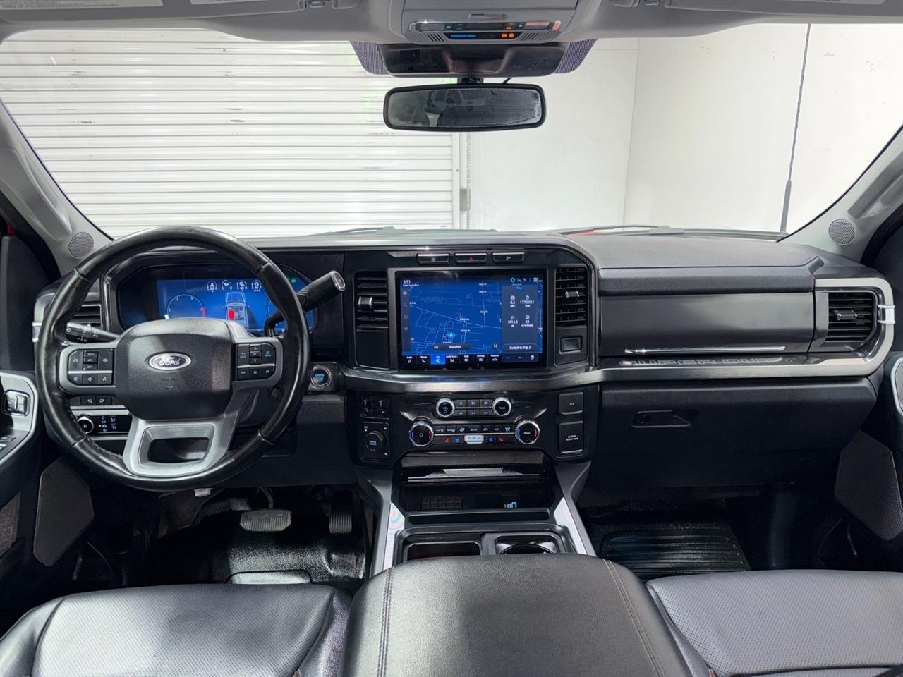 Ford F-350 SD Lariat Crew Cab Long Bed DRW 4WD 2024