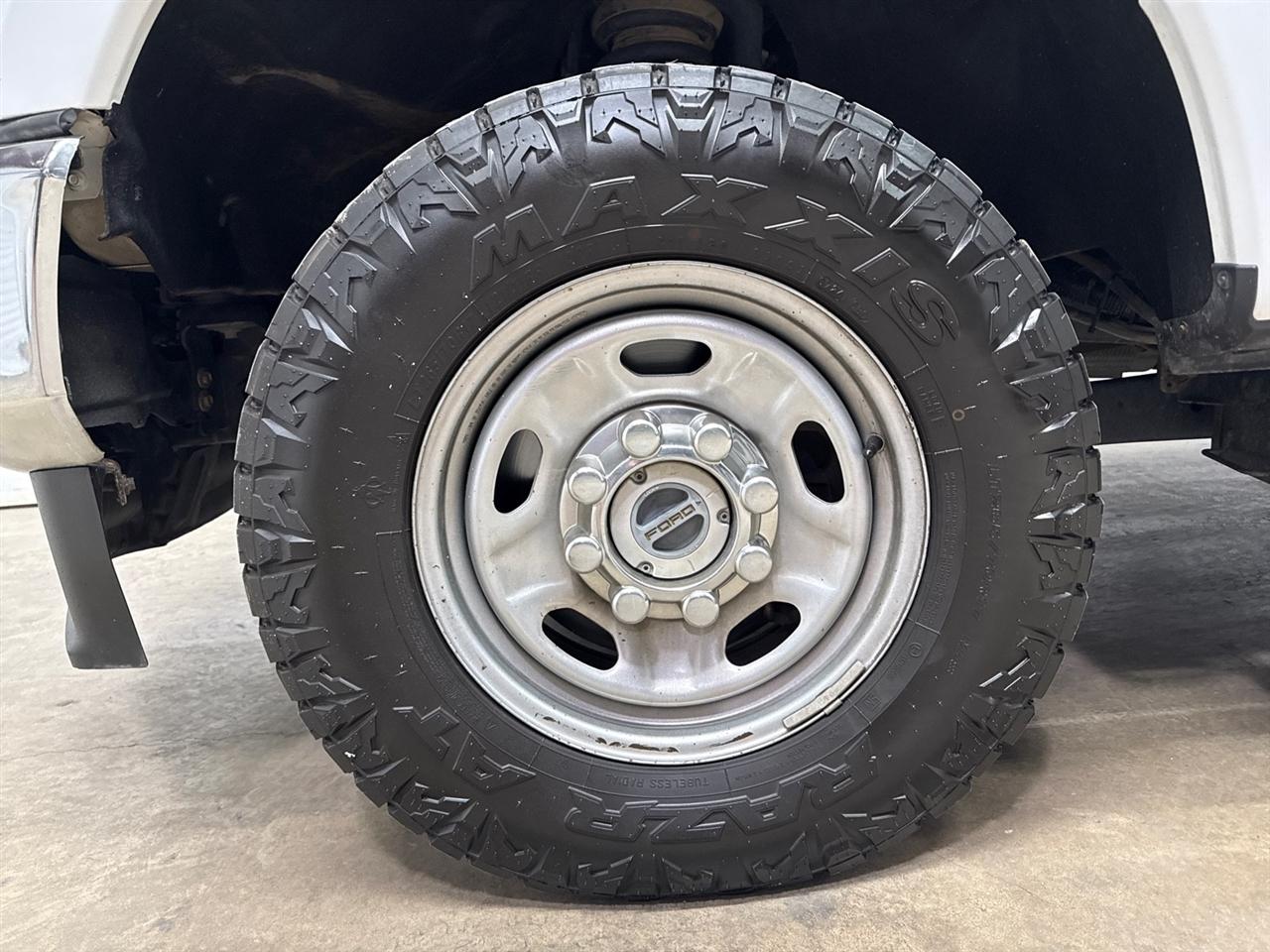 Ford F-250 SD XL Crew Cab 4WD 2022