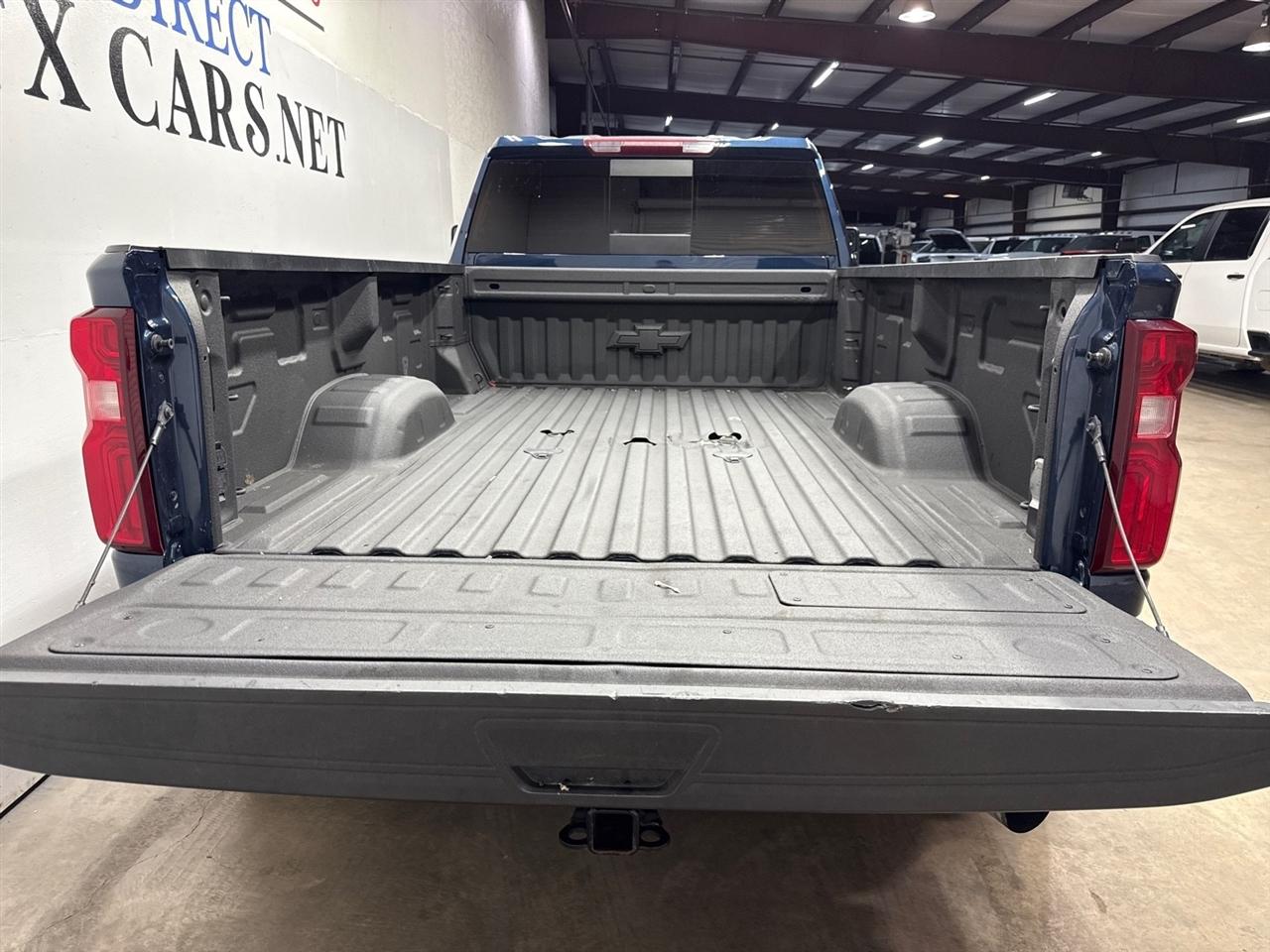 Chevrolet Silverado 3500HD LT Crew Cab 4WD 2023