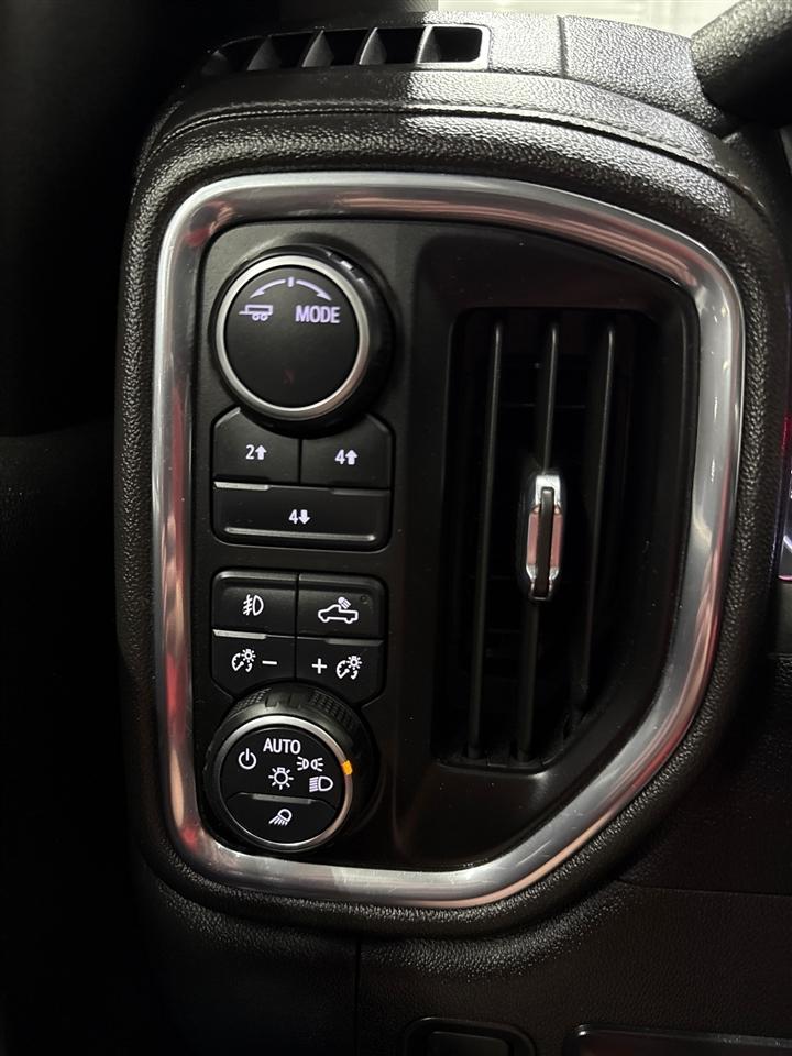 Chevrolet Silverado 3500HD LT Crew Cab 4WD 2023