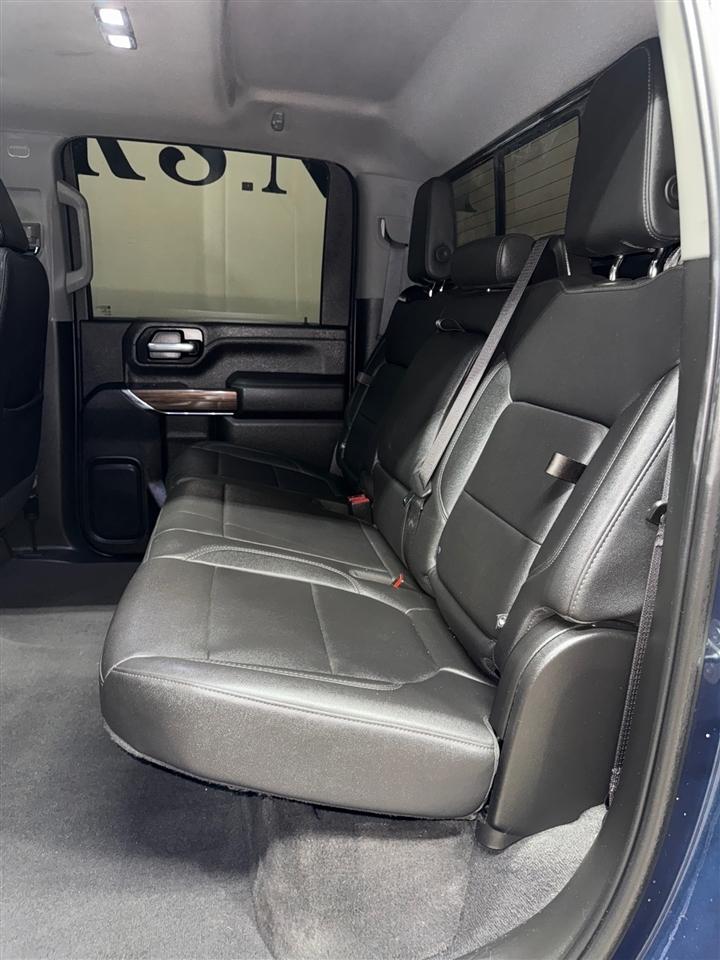 Chevrolet Silverado 3500HD LT Crew Cab 4WD 2023