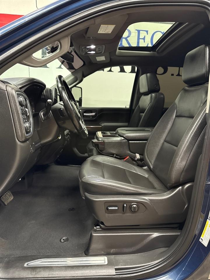 Chevrolet Silverado 3500HD LT Crew Cab 4WD 2023