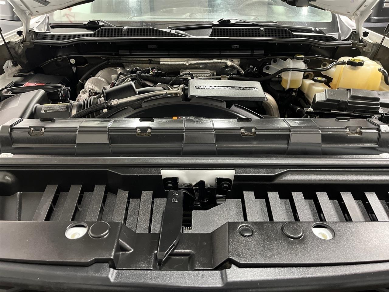 Chevrolet Silverado 2500HD Work Truck Crew Cab Long Box 4WD 2023