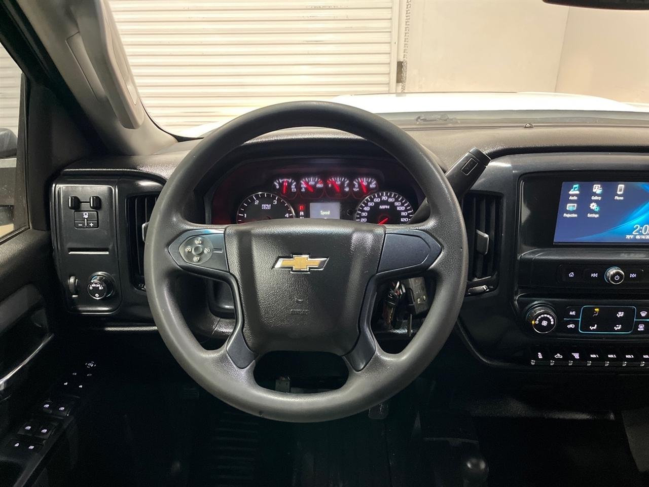 Chevrolet Silverado 3500HD Work Truck Crew Cab 4WD 2017
