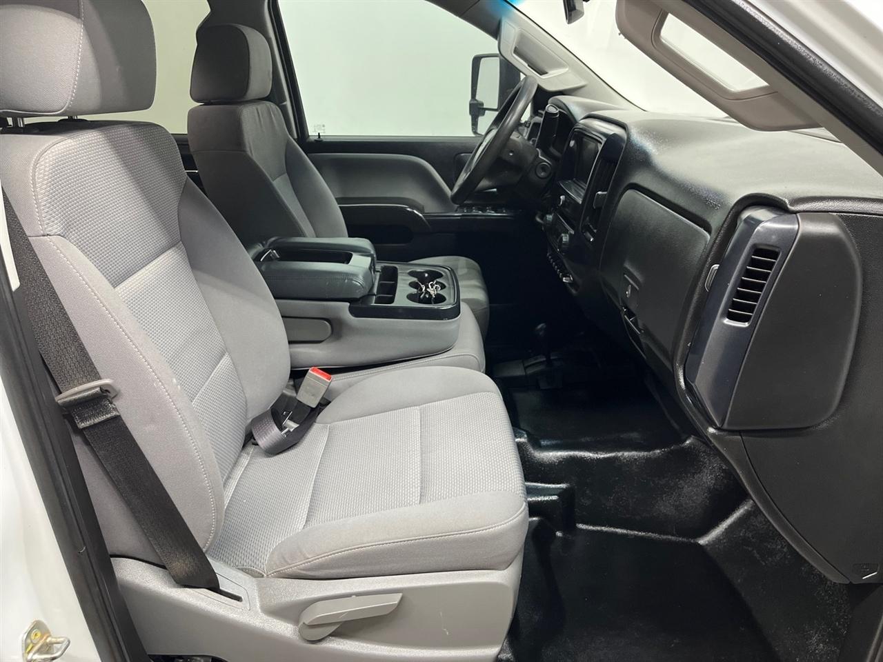 Chevrolet Silverado 3500HD Work Truck Crew Cab 4WD 2017