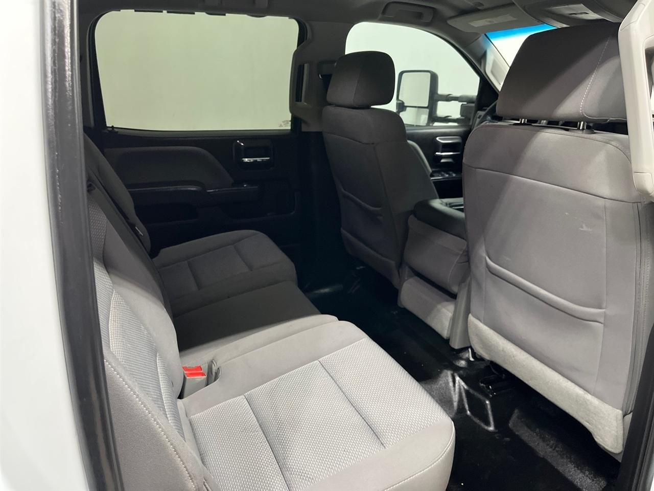 Chevrolet Silverado 3500HD Work Truck Crew Cab 4WD 2017