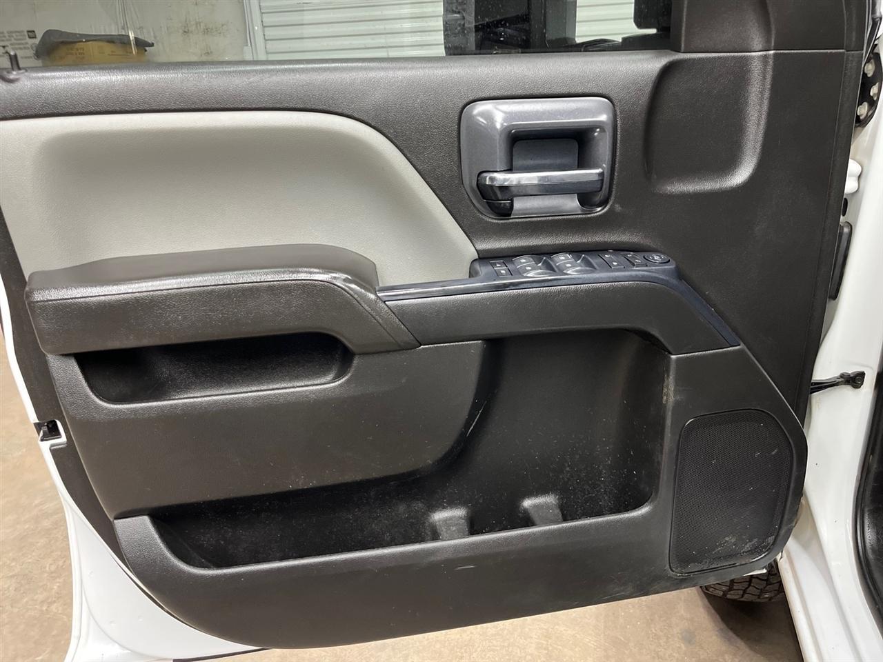 Chevrolet Silverado 3500HD Work Truck Crew Cab 4WD 2017