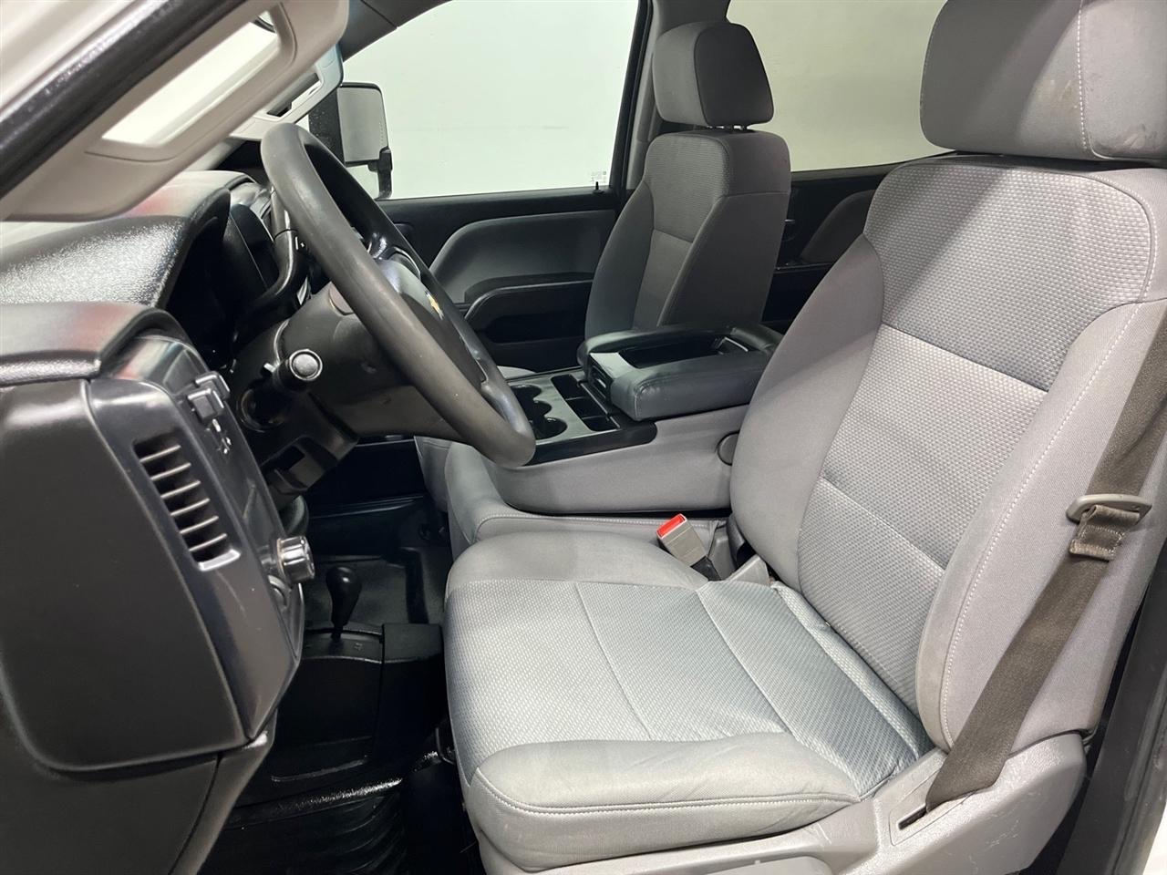 Chevrolet Silverado 3500HD Work Truck Crew Cab 4WD 2017