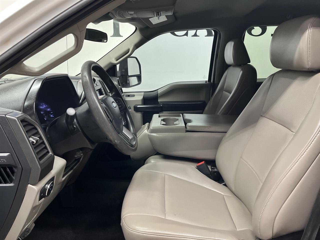 Ford F-350 SD XL Crew Cab Long Bed DRW 4WD 2020