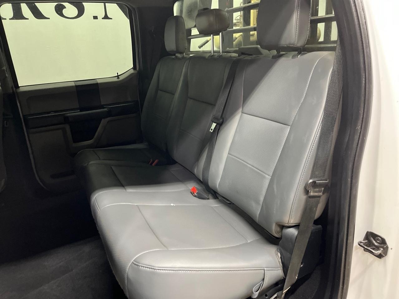 Ford F-350 SD XL Crew Cab Long Bed DRW 4WD 2020