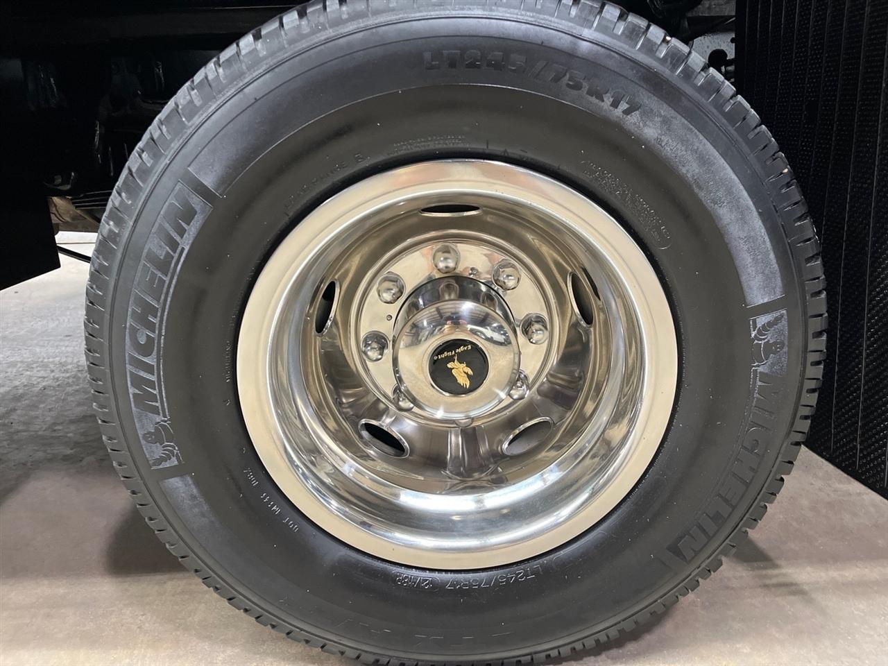 Ford F-350 SD XL Crew Cab Long Bed DRW 4WD 2020