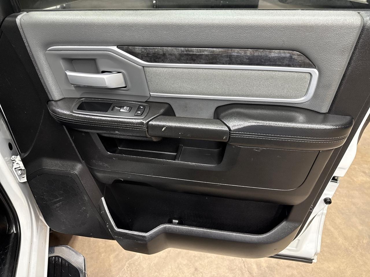 RAM 2500 Tradesman Crew Cab LWB 4WD 2020