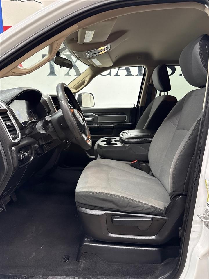 RAM 2500 Tradesman Crew Cab LWB 4WD 2020