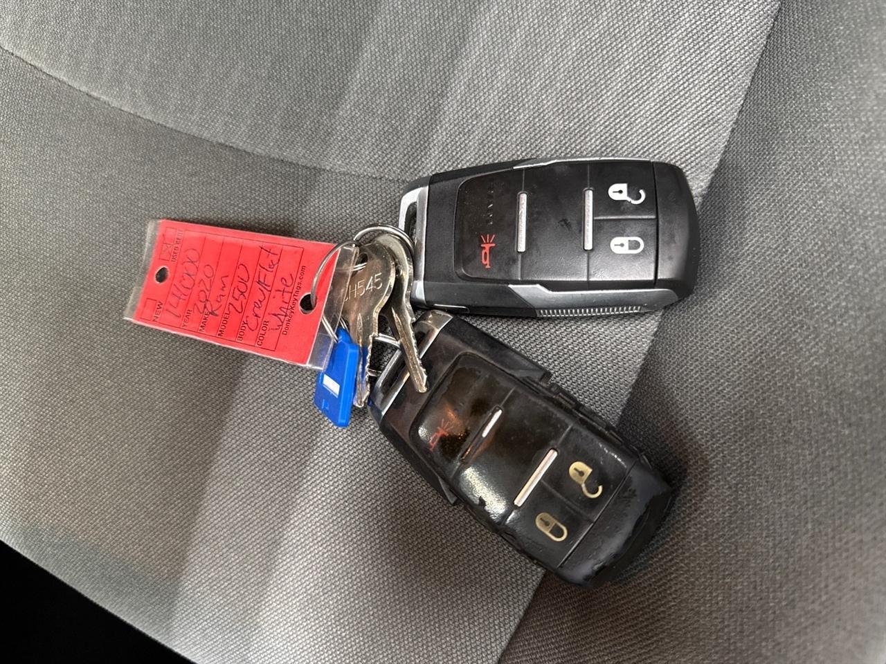 RAM 2500 Tradesman Crew Cab LWB 4WD 2020