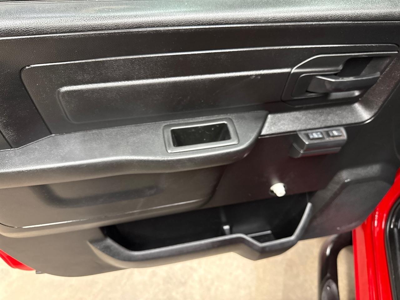 RAM 3500 Regular Cab 2WD SWB DRW 2020