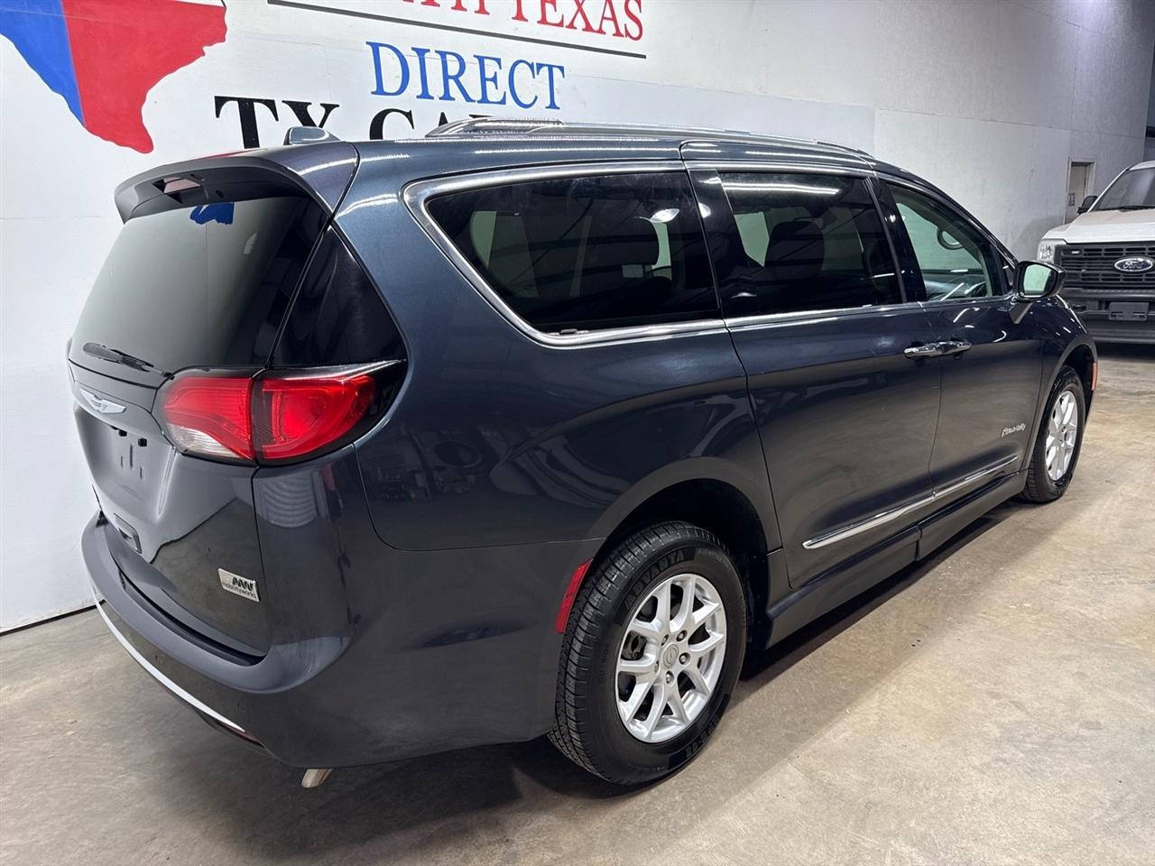 Chrysler Pacifica Touring-L 2020