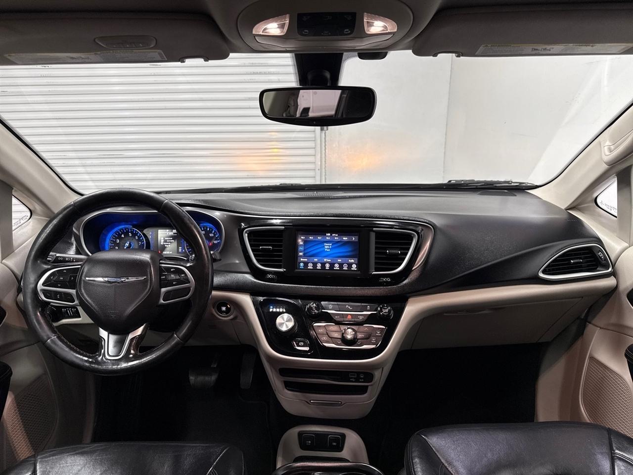 Chrysler Pacifica Touring-L 2020