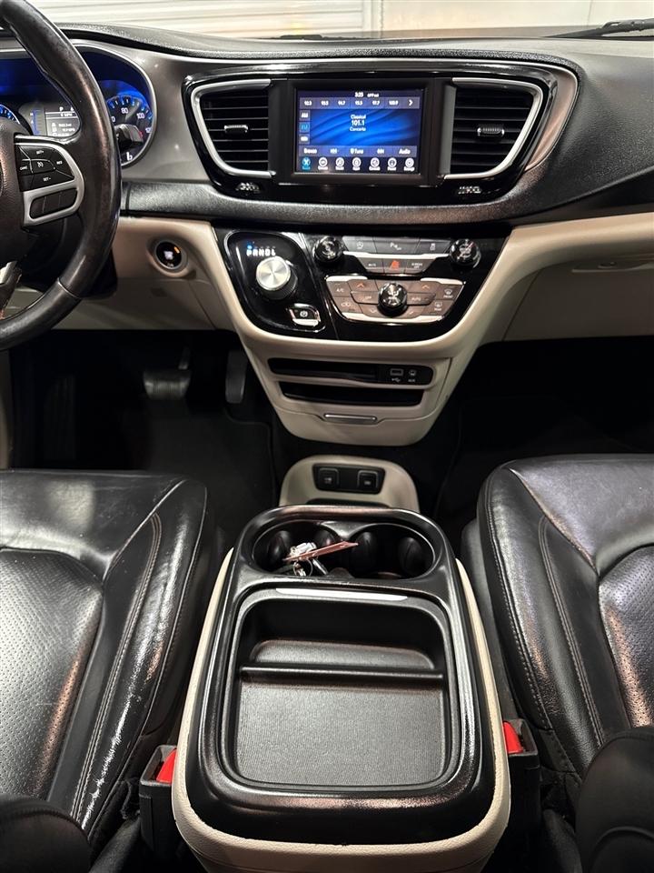 Chrysler Pacifica Touring-L 2020