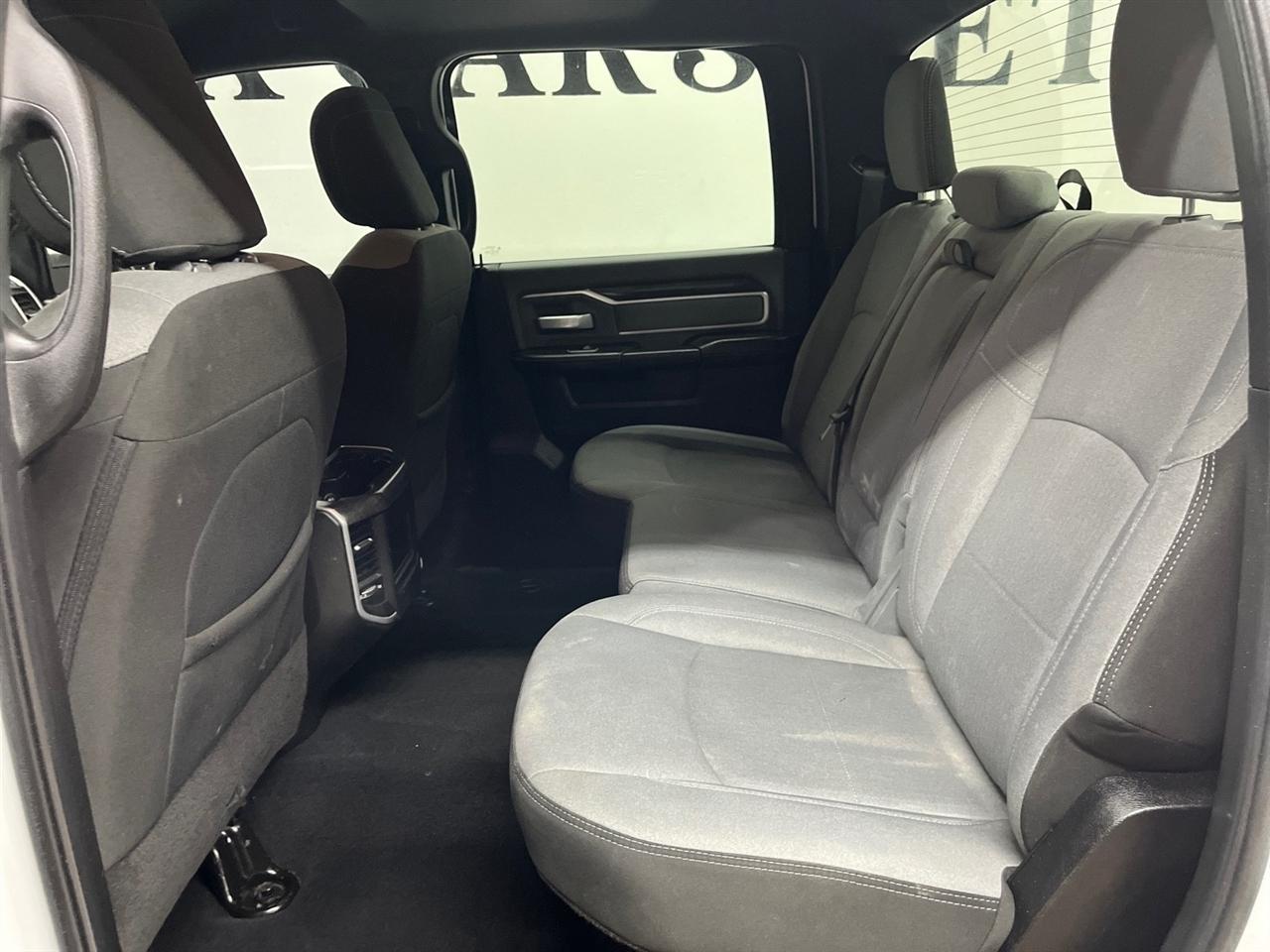 RAM 2500 Tradesman Crew Cab SWB 4WD 2023