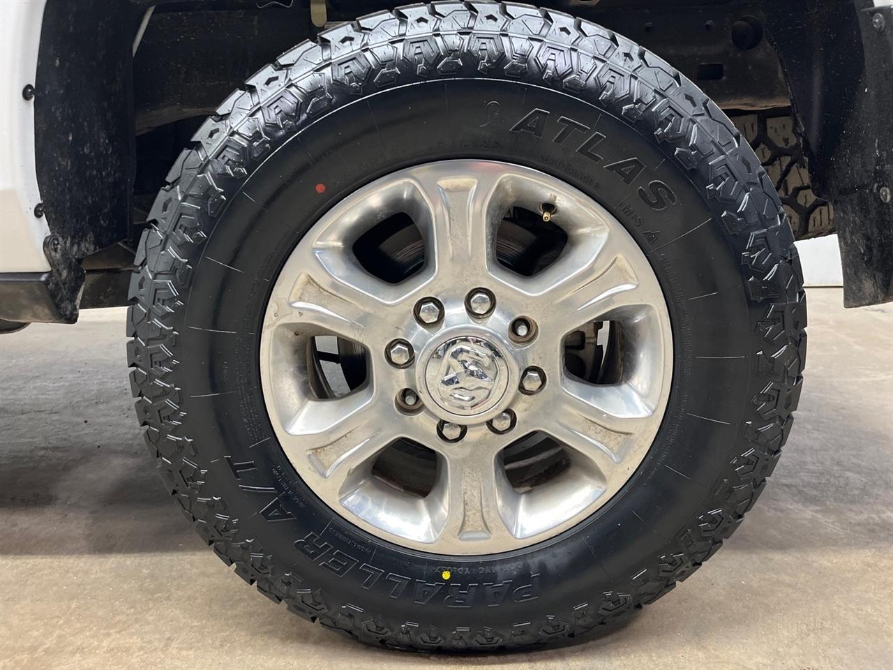 RAM 2500 Tradesman Crew Cab SWB 4WD 2023