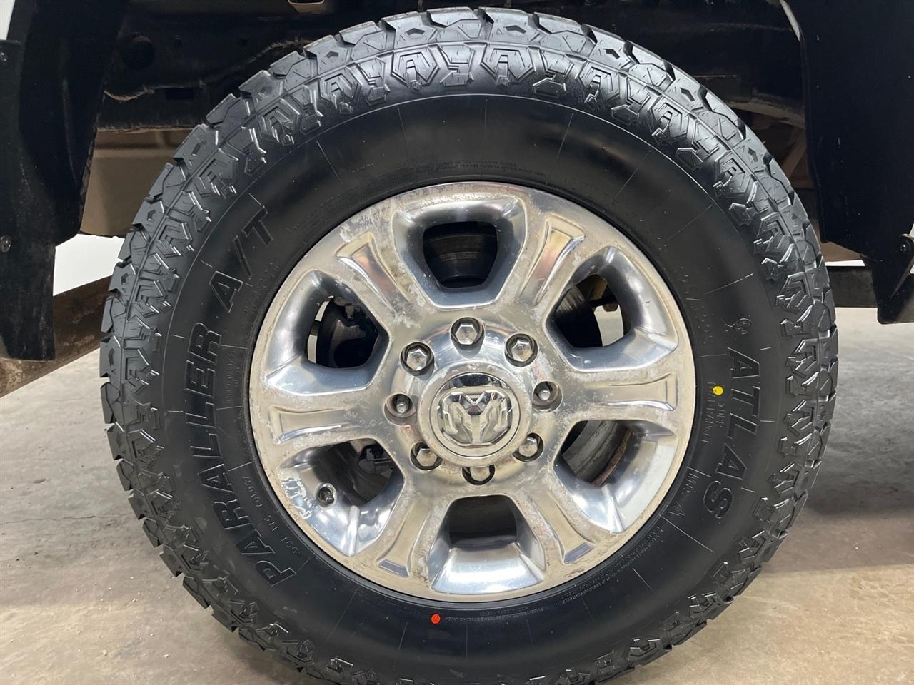 RAM 2500 Tradesman Crew Cab SWB 4WD 2023