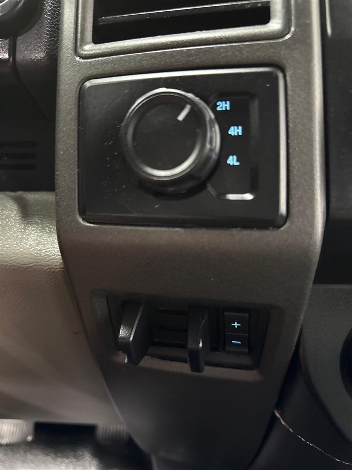 Ford F-350 SD King Ranch Crew Cab Long Bed DRW 4WD 2022