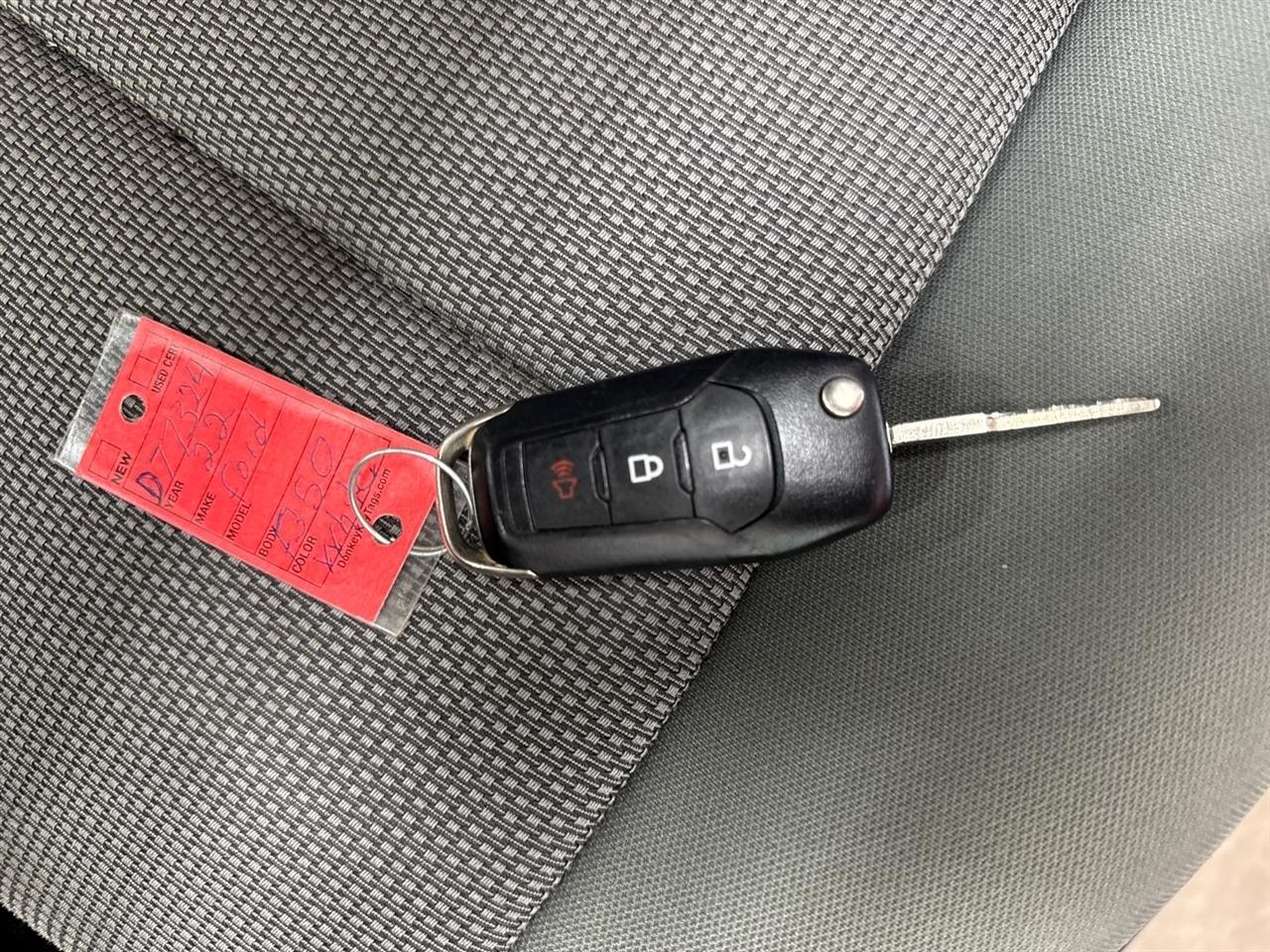 Ford F-350 SD King Ranch Crew Cab Long Bed DRW 4WD 2022