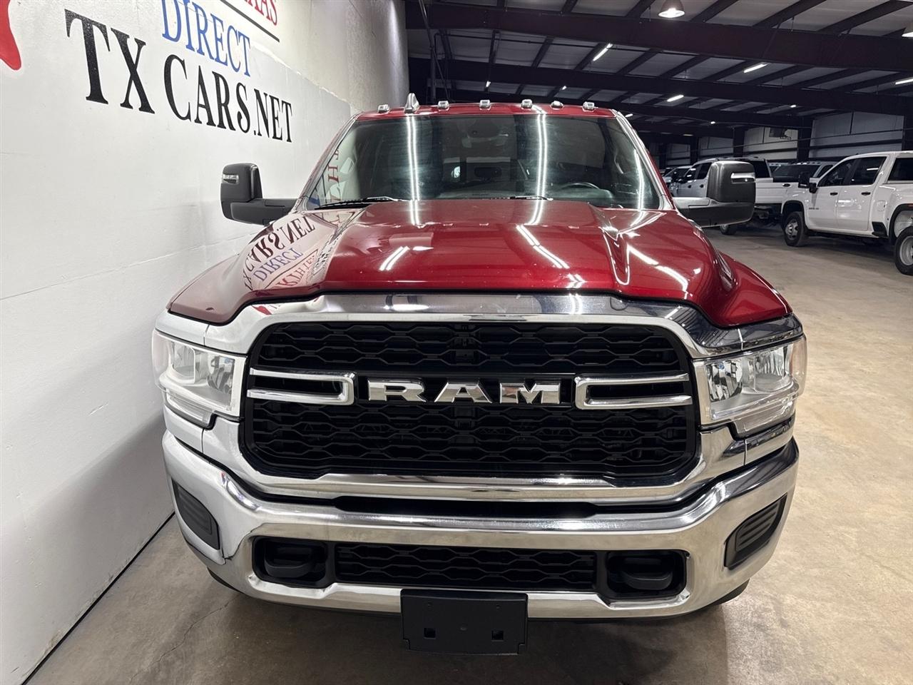 RAM 2500 Tradesman Crew Cab SWB 4WD 2024