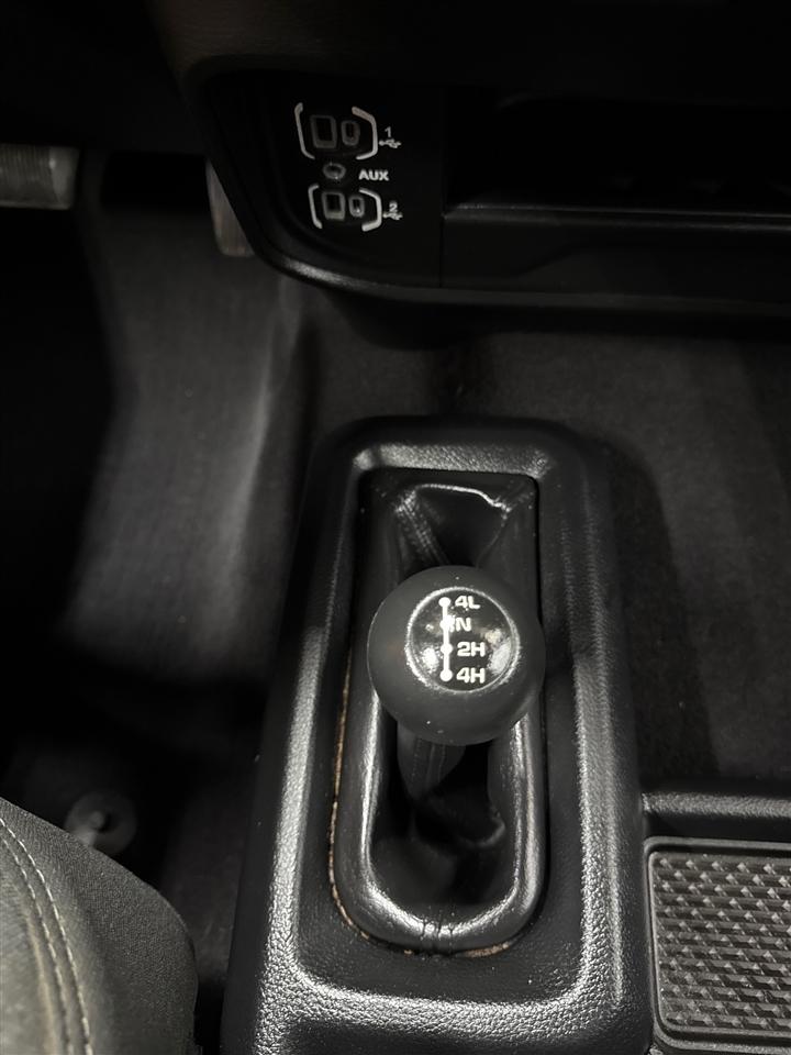 RAM 2500 Tradesman Crew Cab SWB 4WD 2024