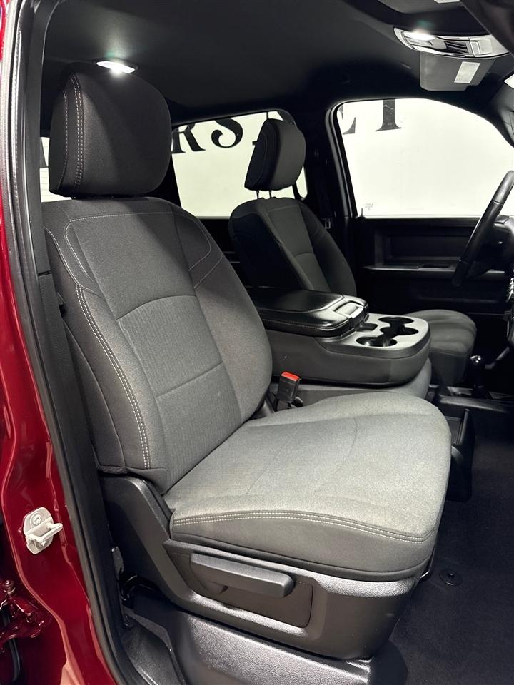 RAM 2500 Tradesman Crew Cab SWB 4WD 2024