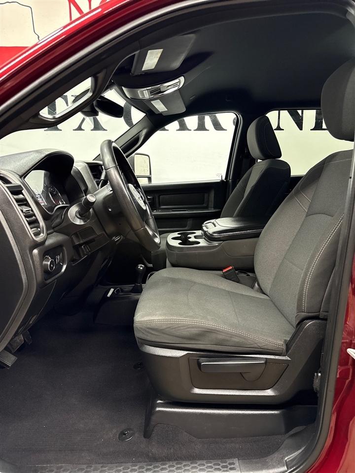 RAM 2500 Tradesman Crew Cab SWB 4WD 2024