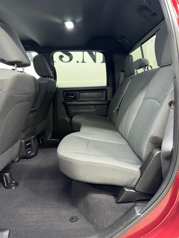 RAM 2500 Tradesman Crew Cab SWB 4WD 2024