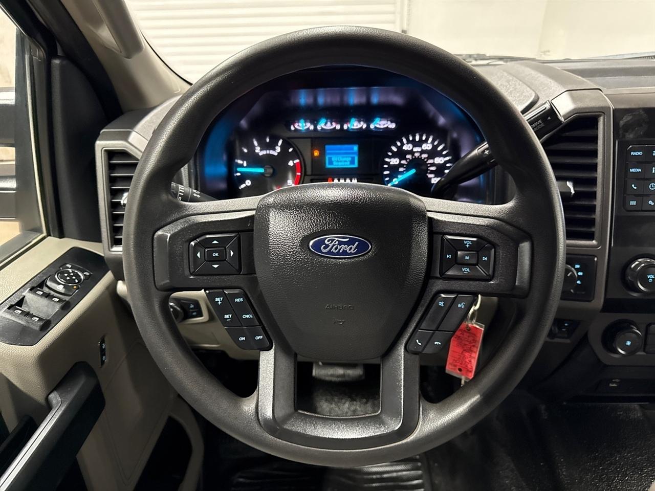 Ford Super Duty F-250 SRW  2022