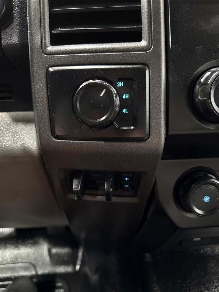 Ford Super Duty F-250 SRW  2022