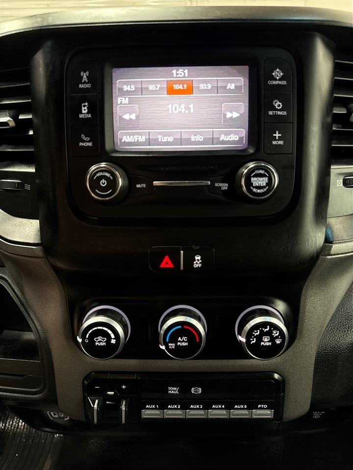 RAM 5500 Regular Cab 4WD DRW 2022