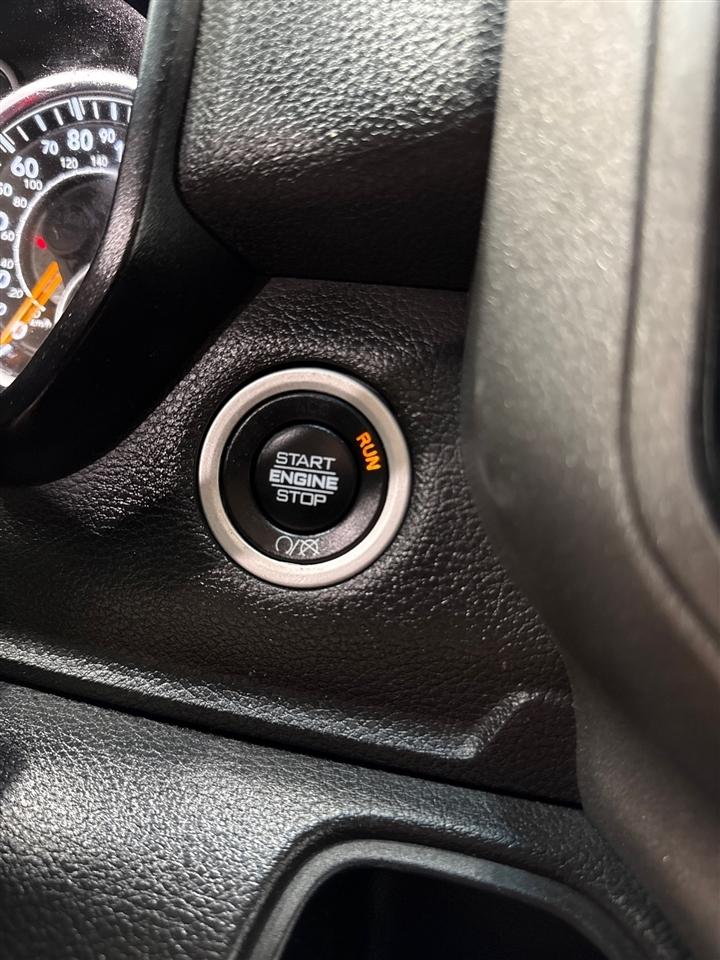 RAM 5500 Regular Cab 4WD DRW 2022