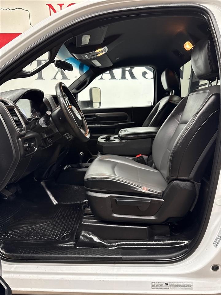 RAM 5500 Regular Cab 4WD DRW 2022