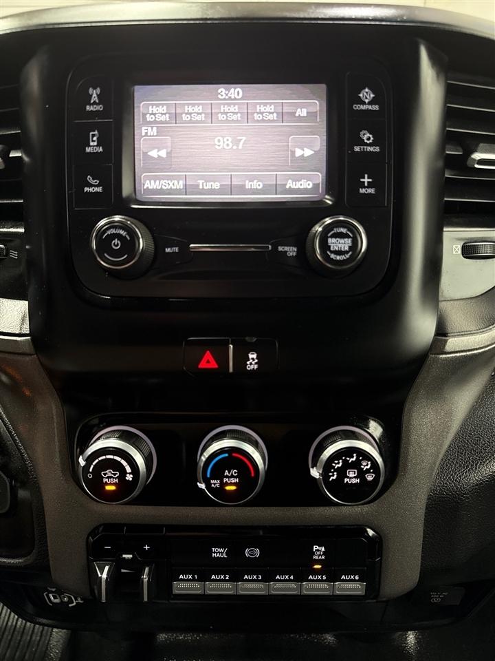 RAM 2500 Tradesman Crew Cab LWB 4WD 2022