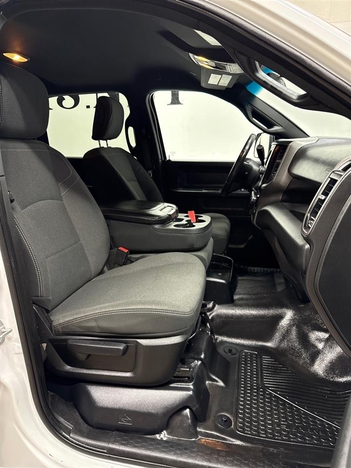 RAM 2500 Tradesman Crew Cab LWB 4WD 2022