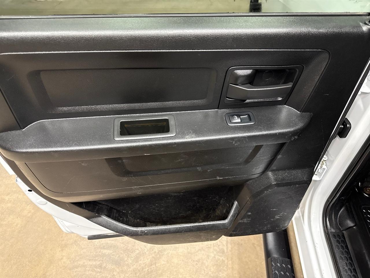 RAM 2500 Tradesman Crew Cab LWB 4WD 2022