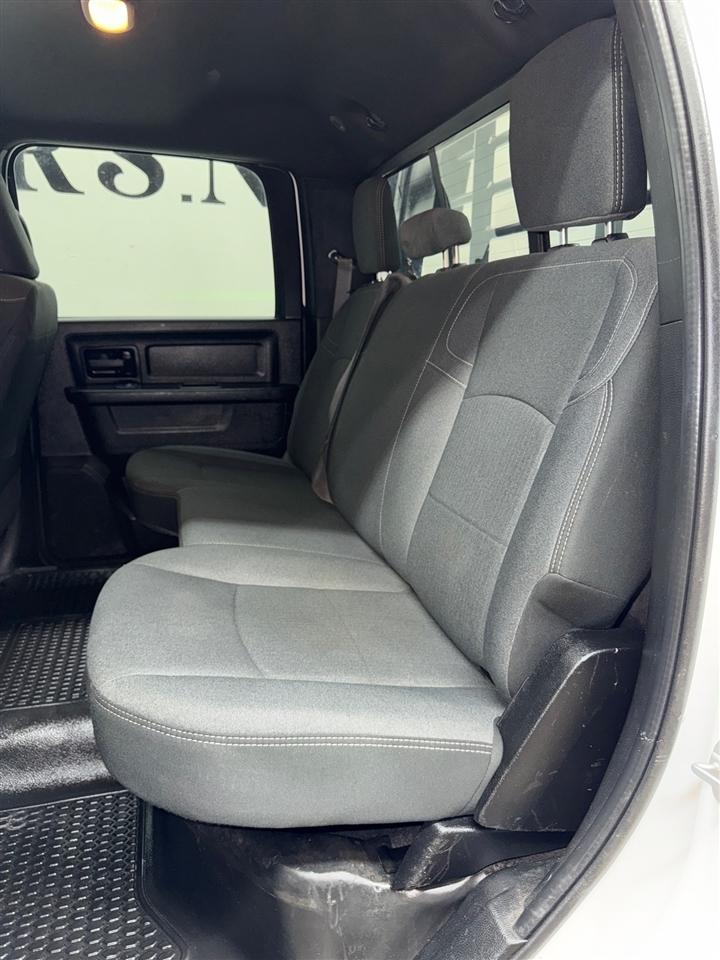 RAM 2500 Tradesman Crew Cab LWB 4WD 2022