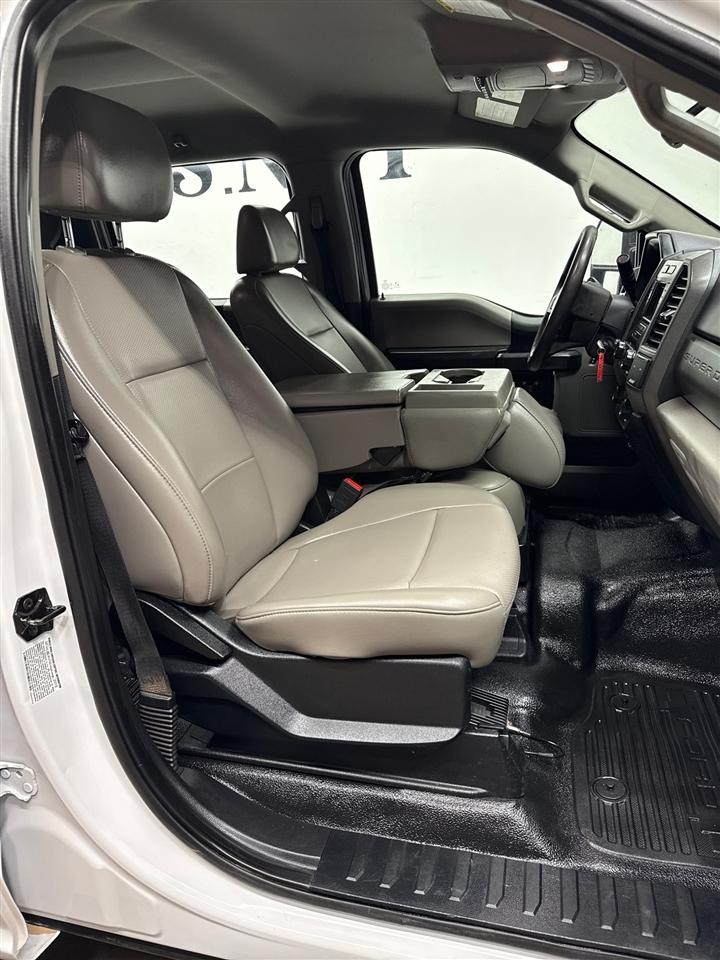 Ford F-350 SD XL Crew Cab Long Bed DRW 4WD 2020